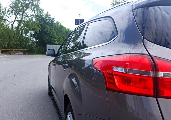 Ford Focus cena 39800 przebieg: 217000, rok produkcji 2016 z Dębica małe 232